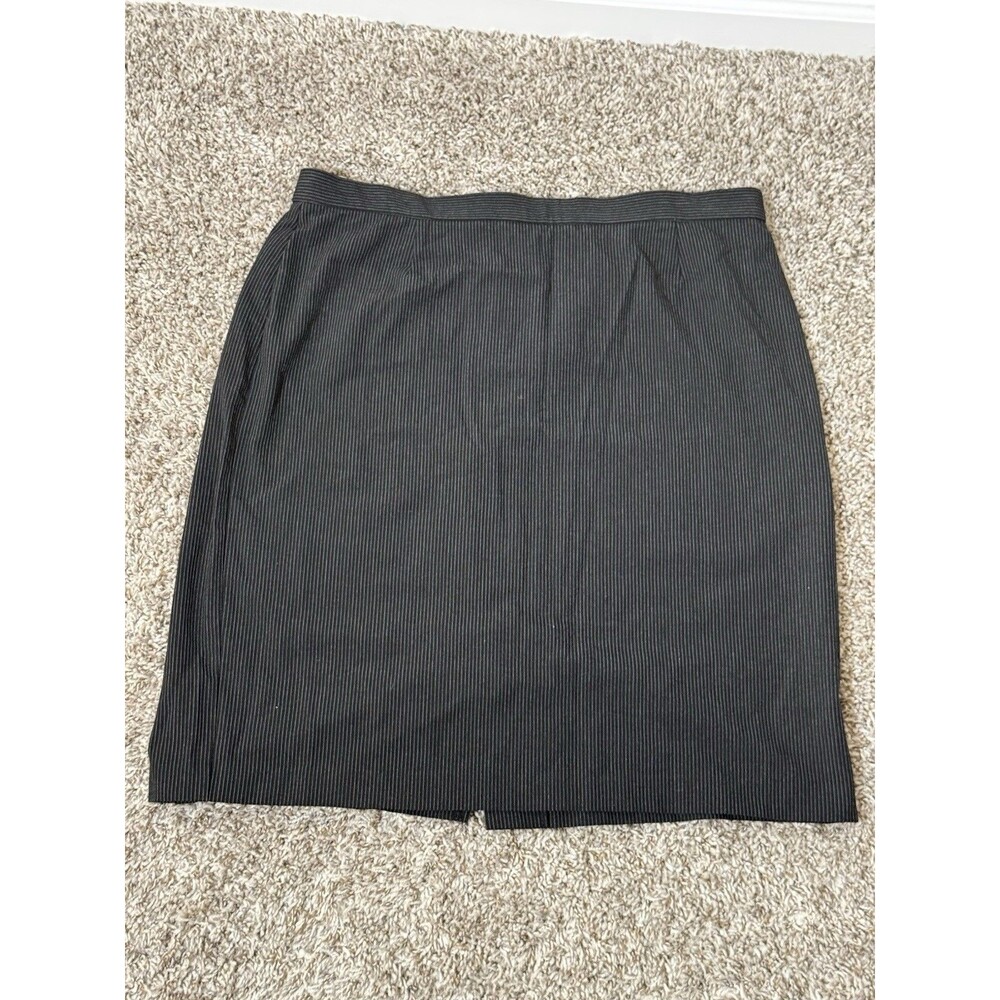 Briggs New York Black Pinstripe Pencil Skirt Size 16 Lined Office Career Wear